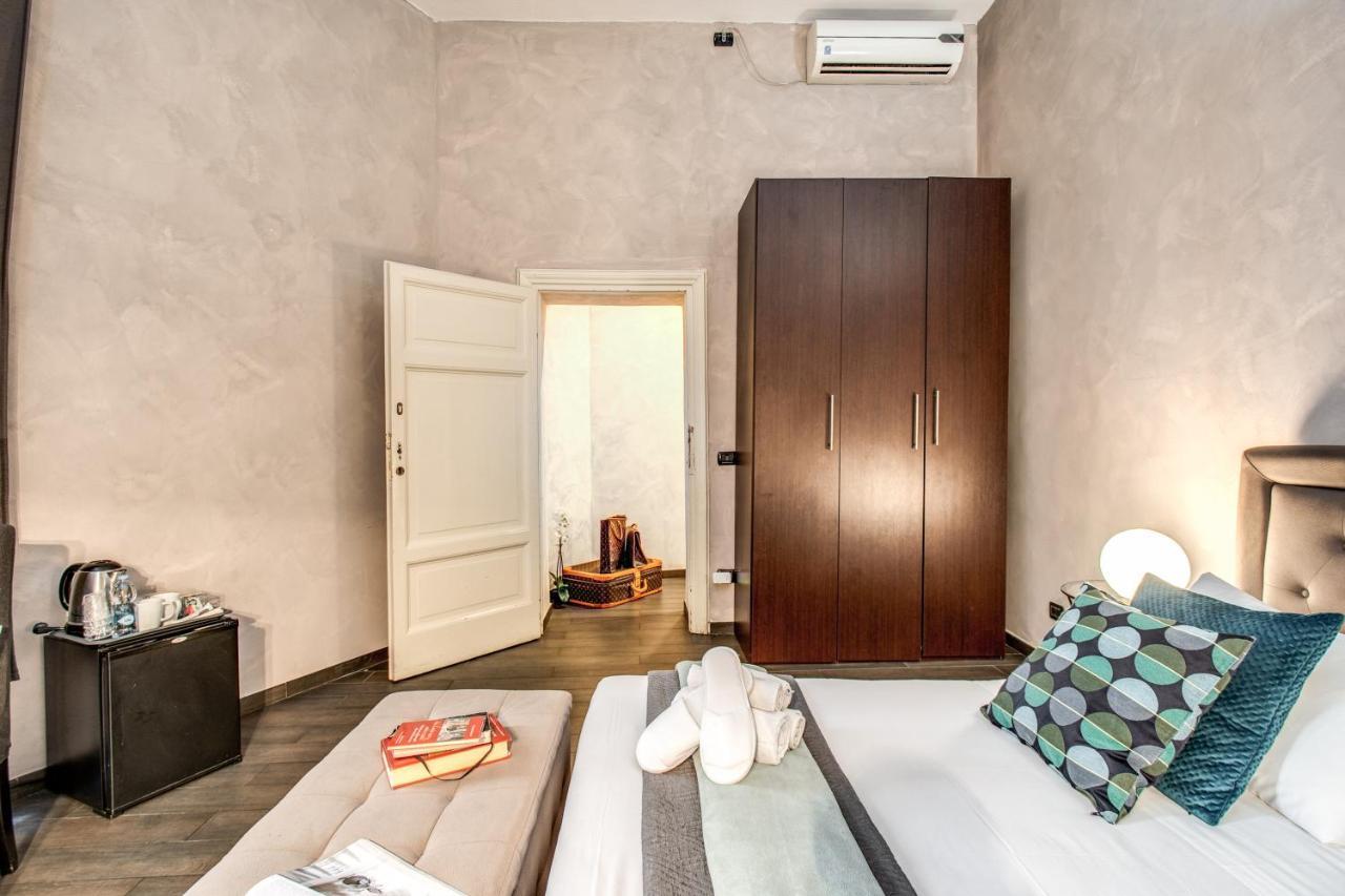 Quarto com Cama de Casal ou 2 de Solteiro