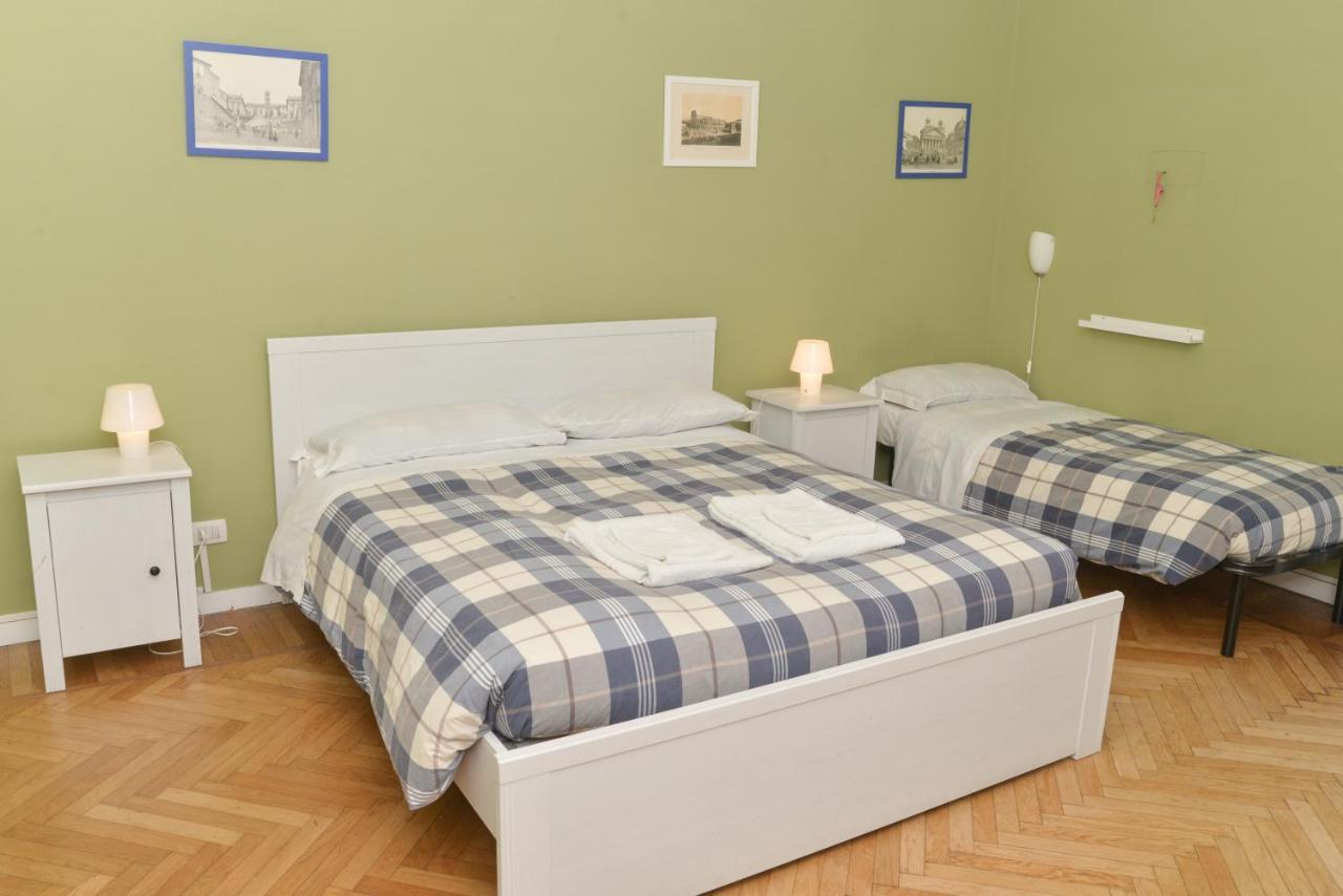 Quarto com Casa de Banho Privativa Externa