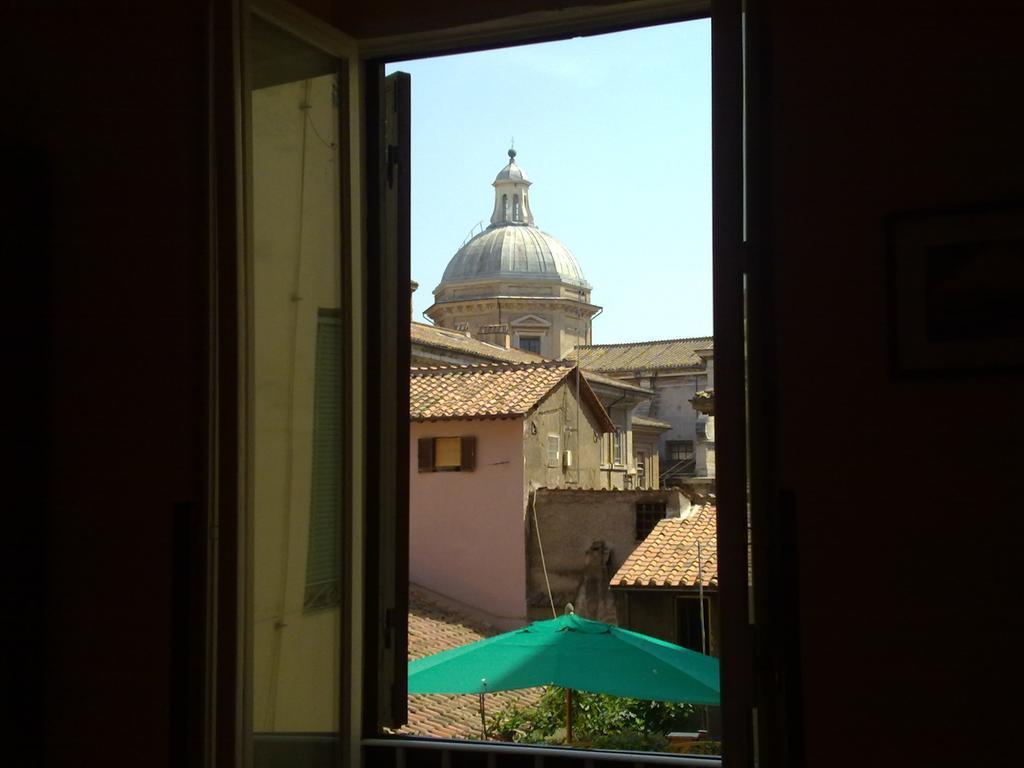 Single Room,978801553:JPEG