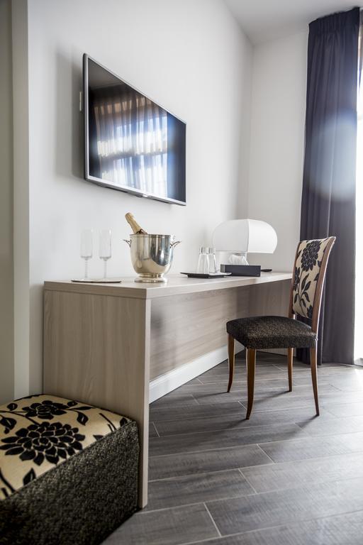 Quarto Duplo Deluxe com Banheira de Hidromassagem