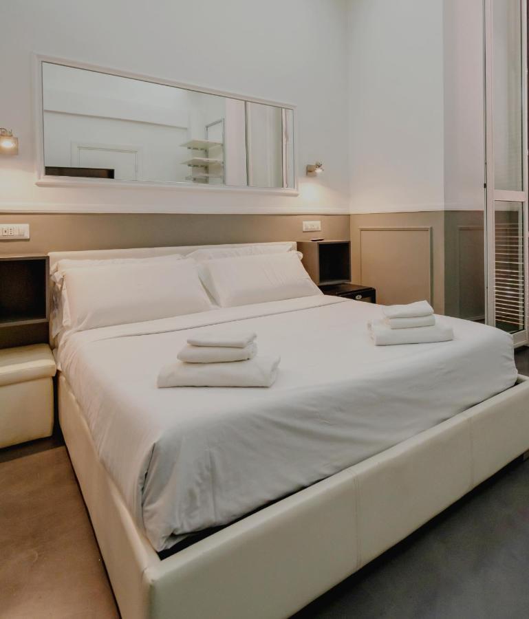 Habitación con 2 camas grandes
