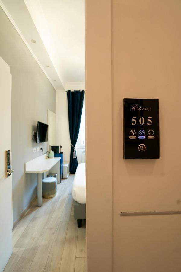 Small Double Room,1169909329:JPEG