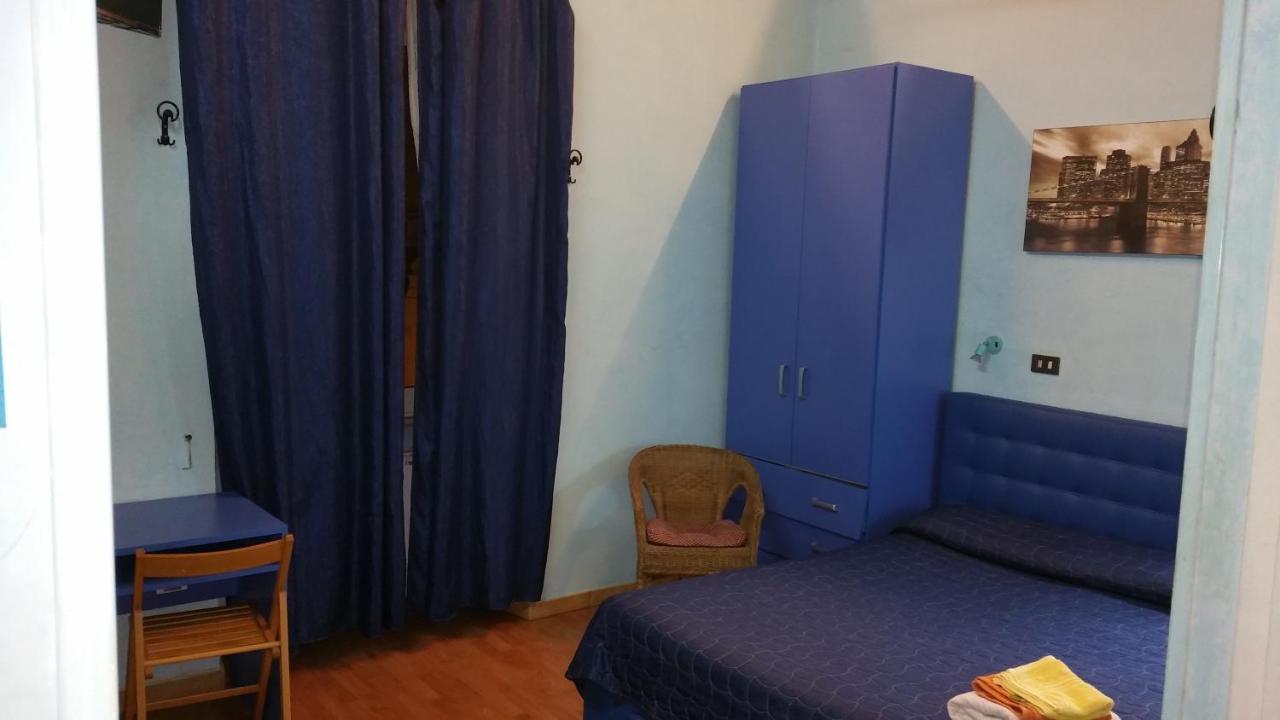 Zweibettzimmer mit eigenem Bad