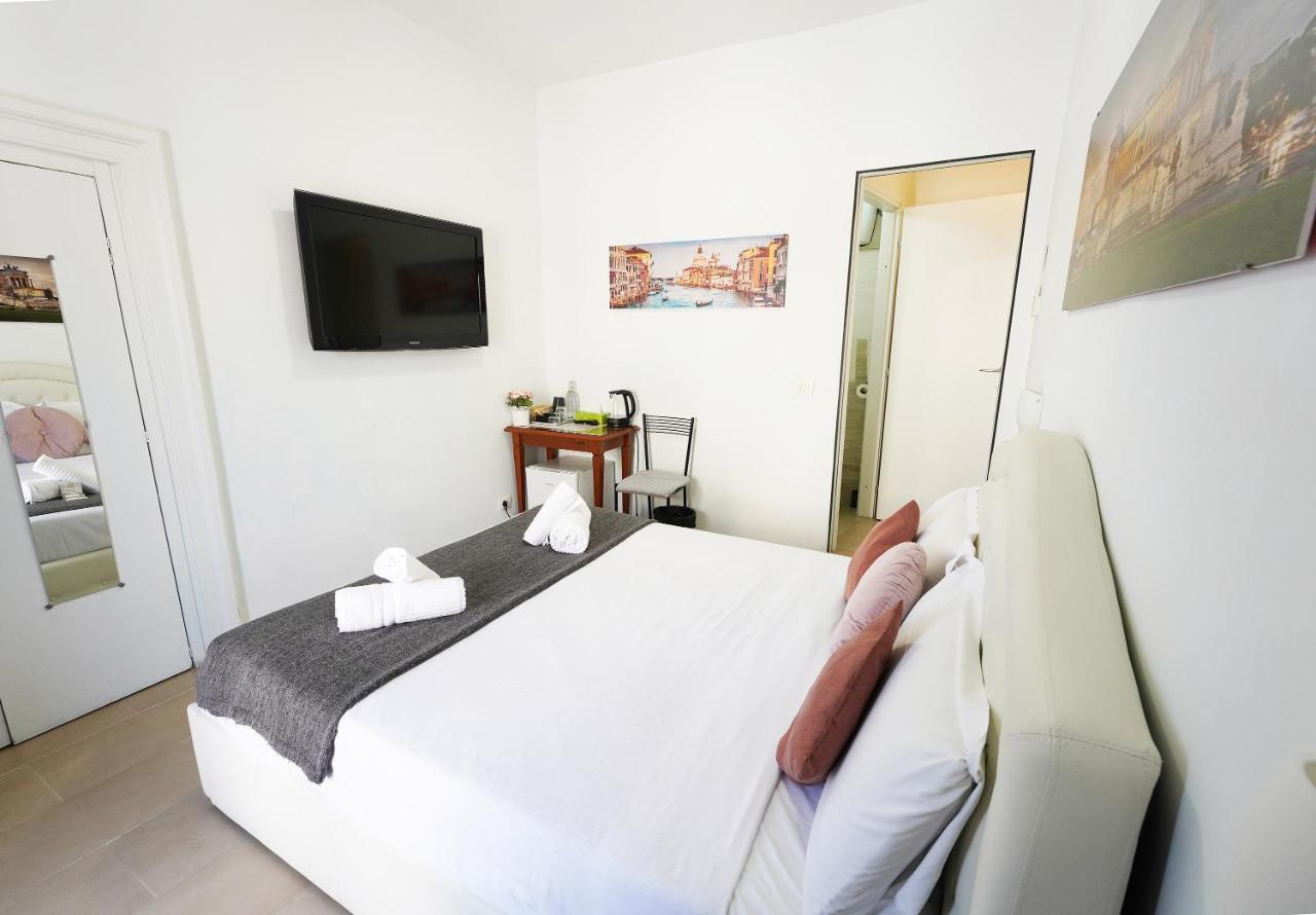 Habitación Triple Económica con balcón