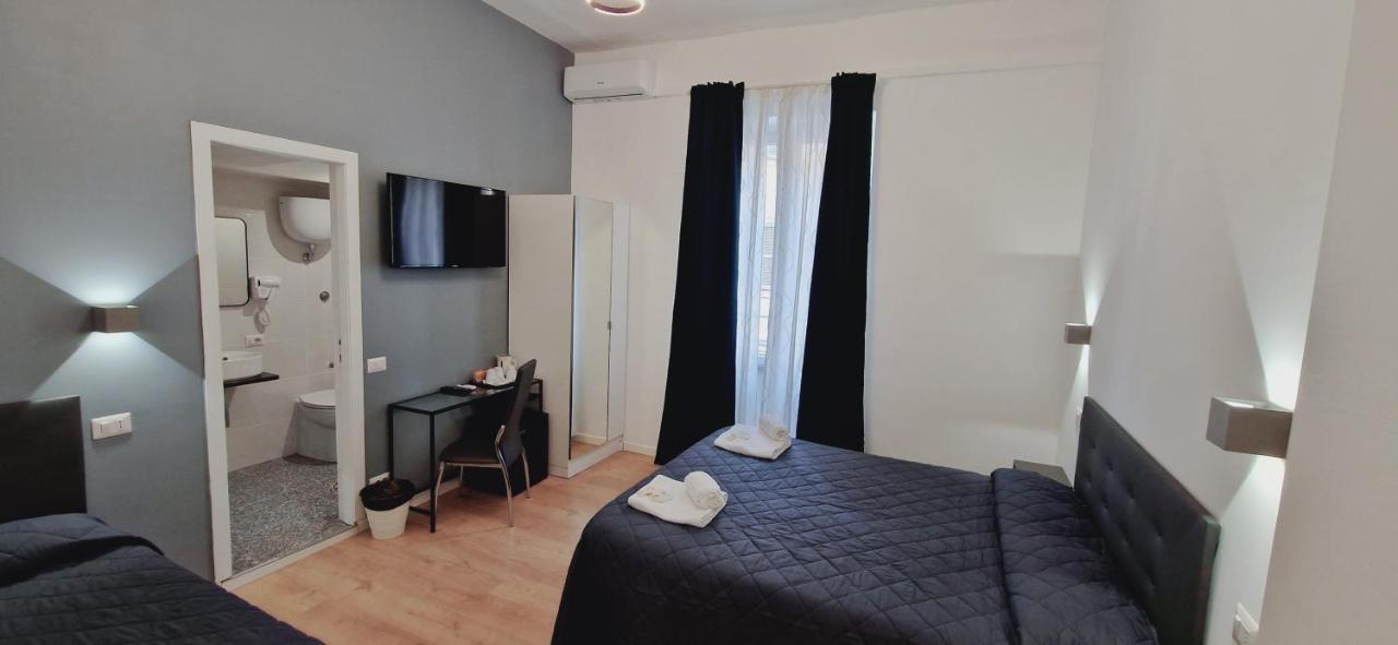 Quarto Duplo com Cama Extra