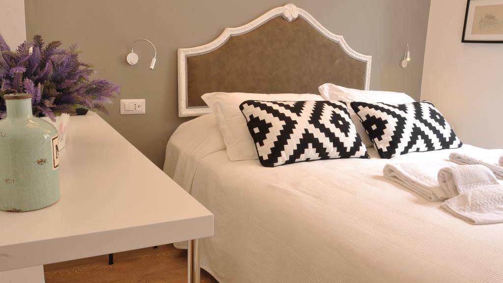 Quarto Duplo