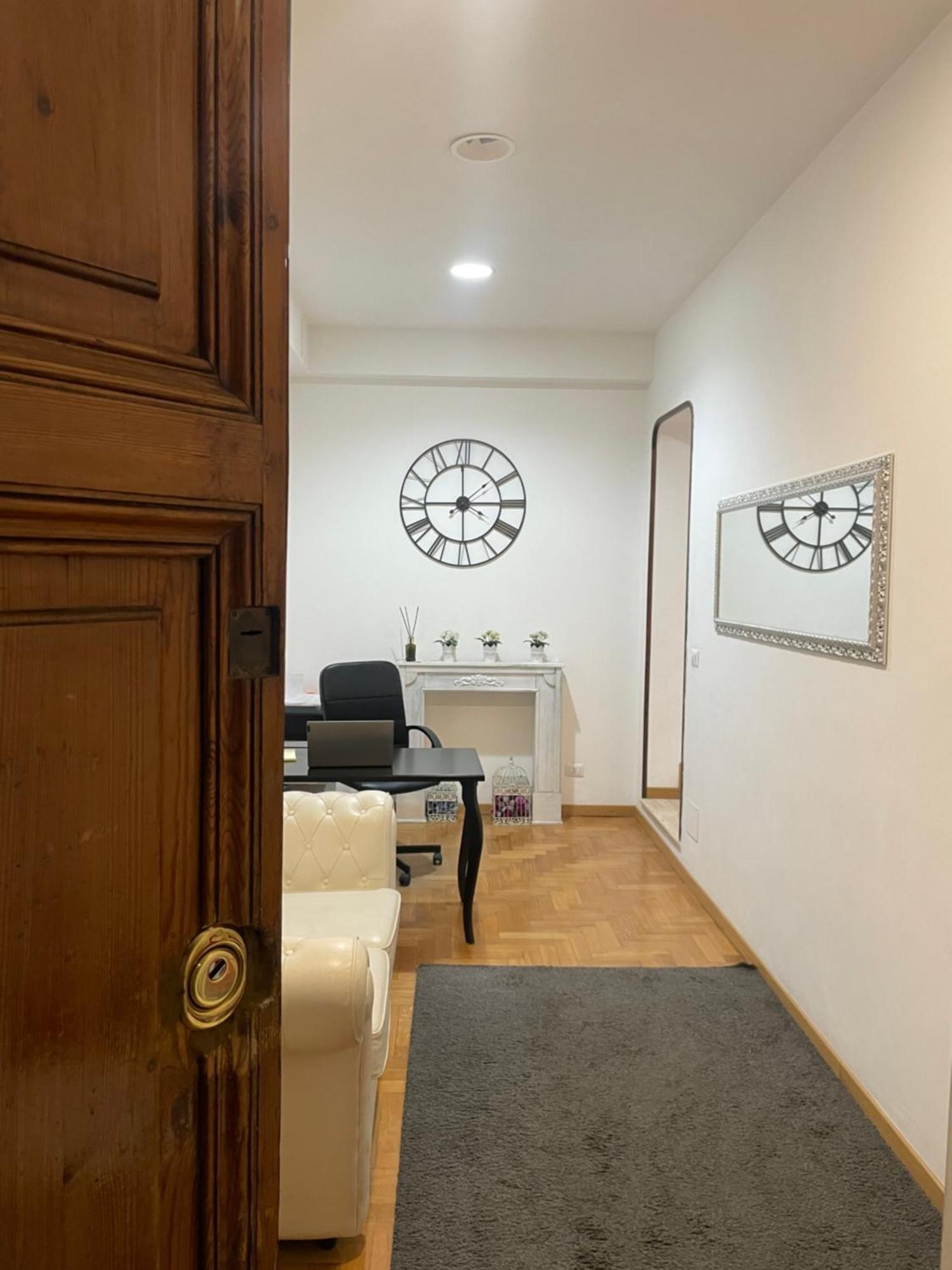 Quarto Triplo com Banheiro Privativo
