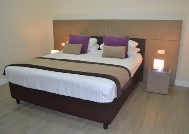 Quarto Duplo