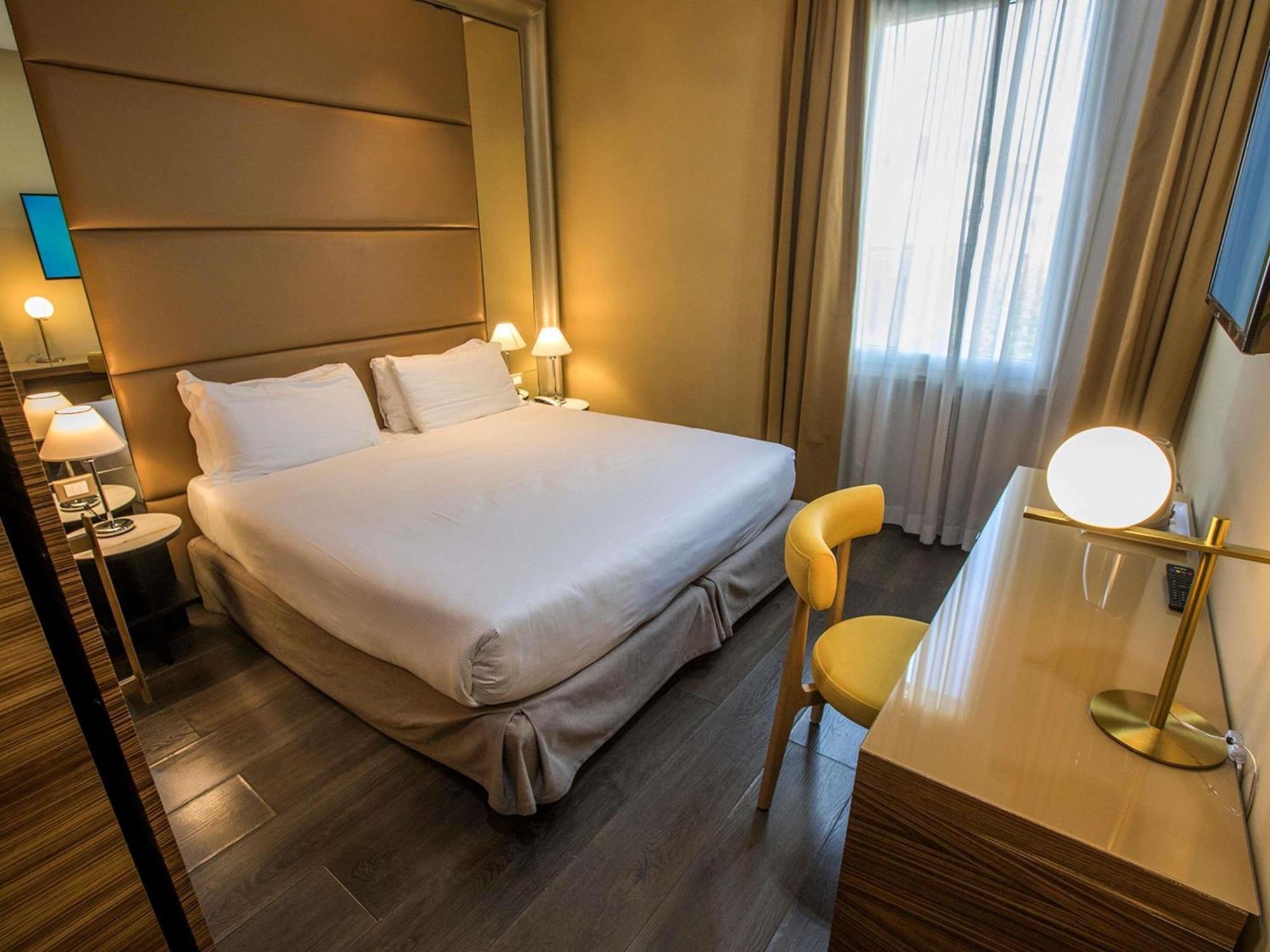 Classic Double Room
