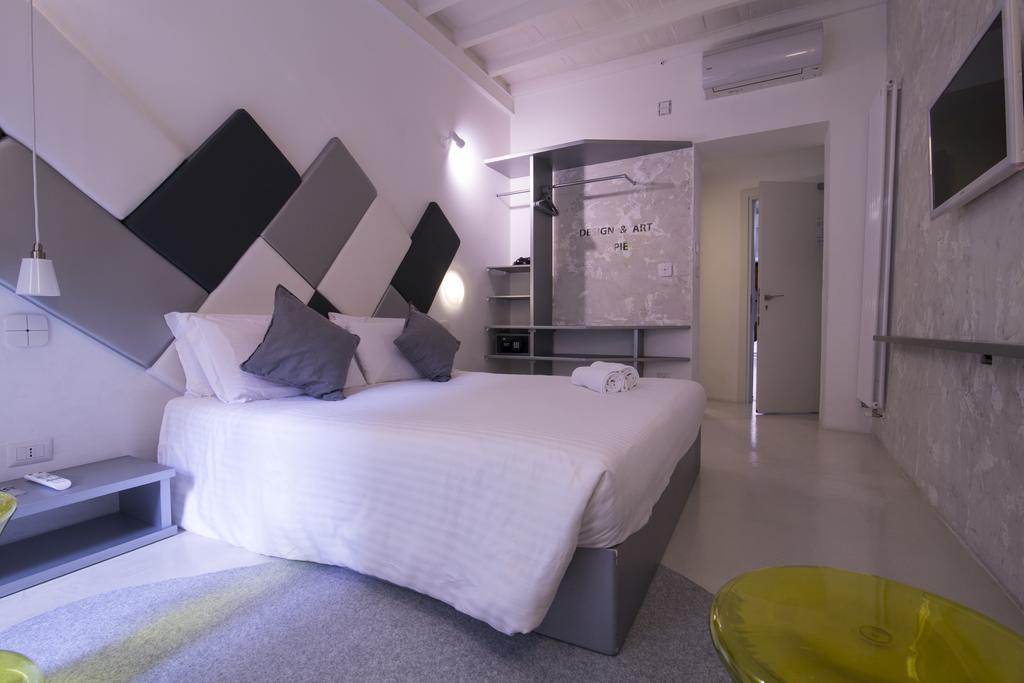 Quarto Duplo Standard