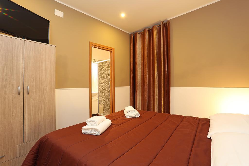 Deluxe Double Room,342956218:JPEG