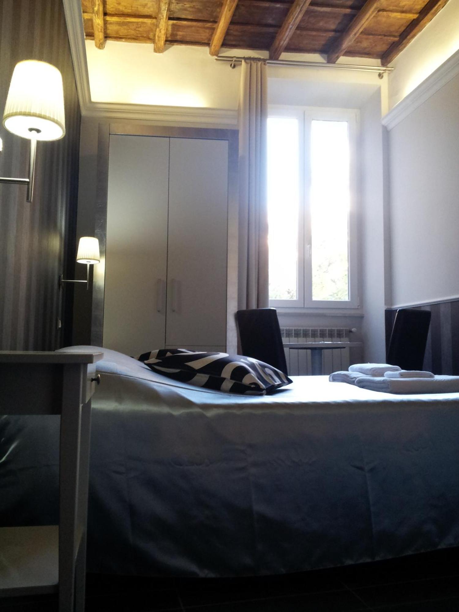 Quarto Duplo