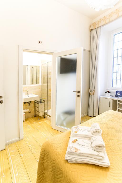 Standard Double Room,377834443:JPEG