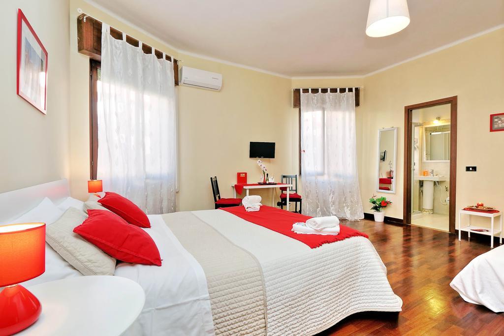 Quarto Duplo Superior com Casa de Banho Privativa