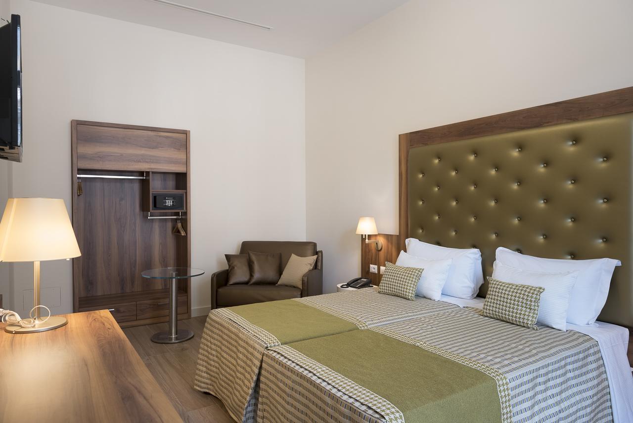Habitación Doble Deluxe con cama supletoria