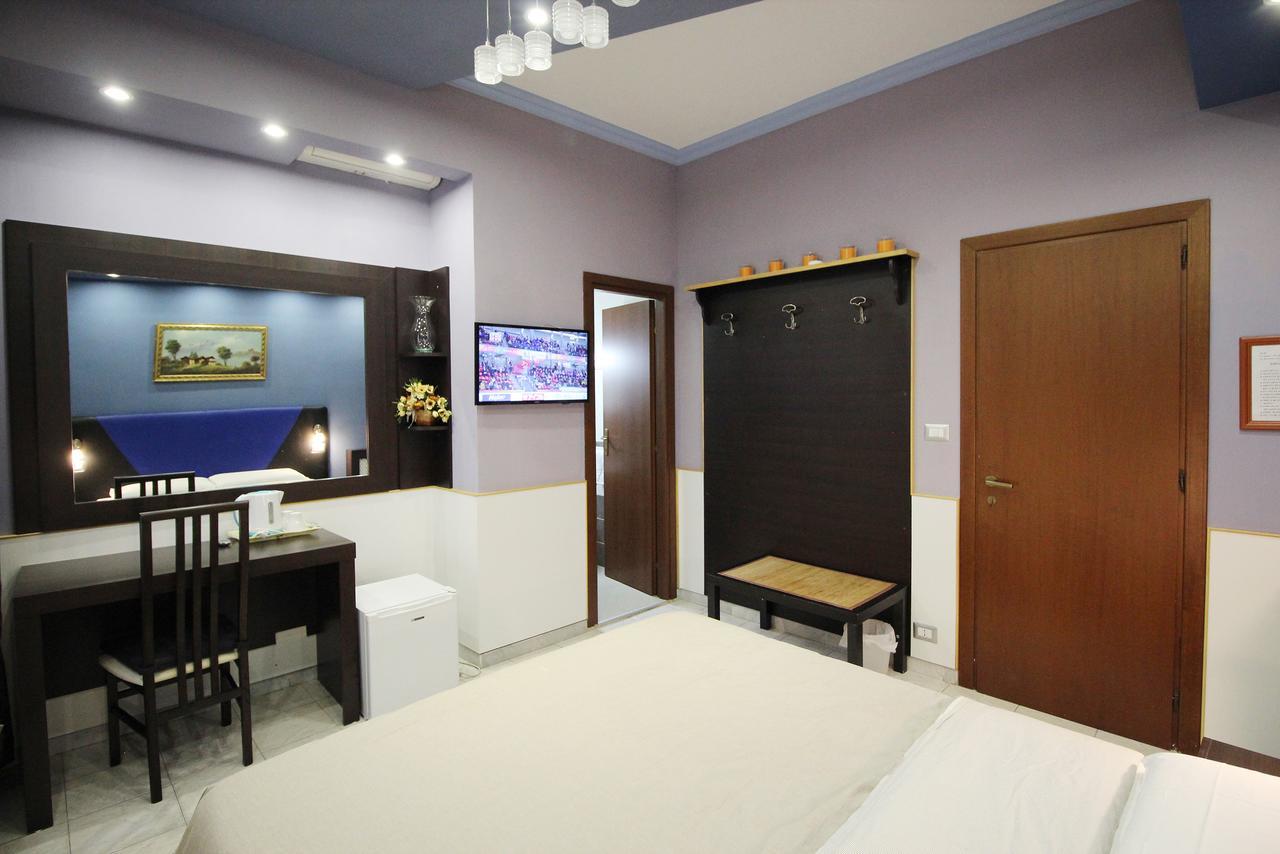 Quarto Triplo com Casa de Banho Privativa