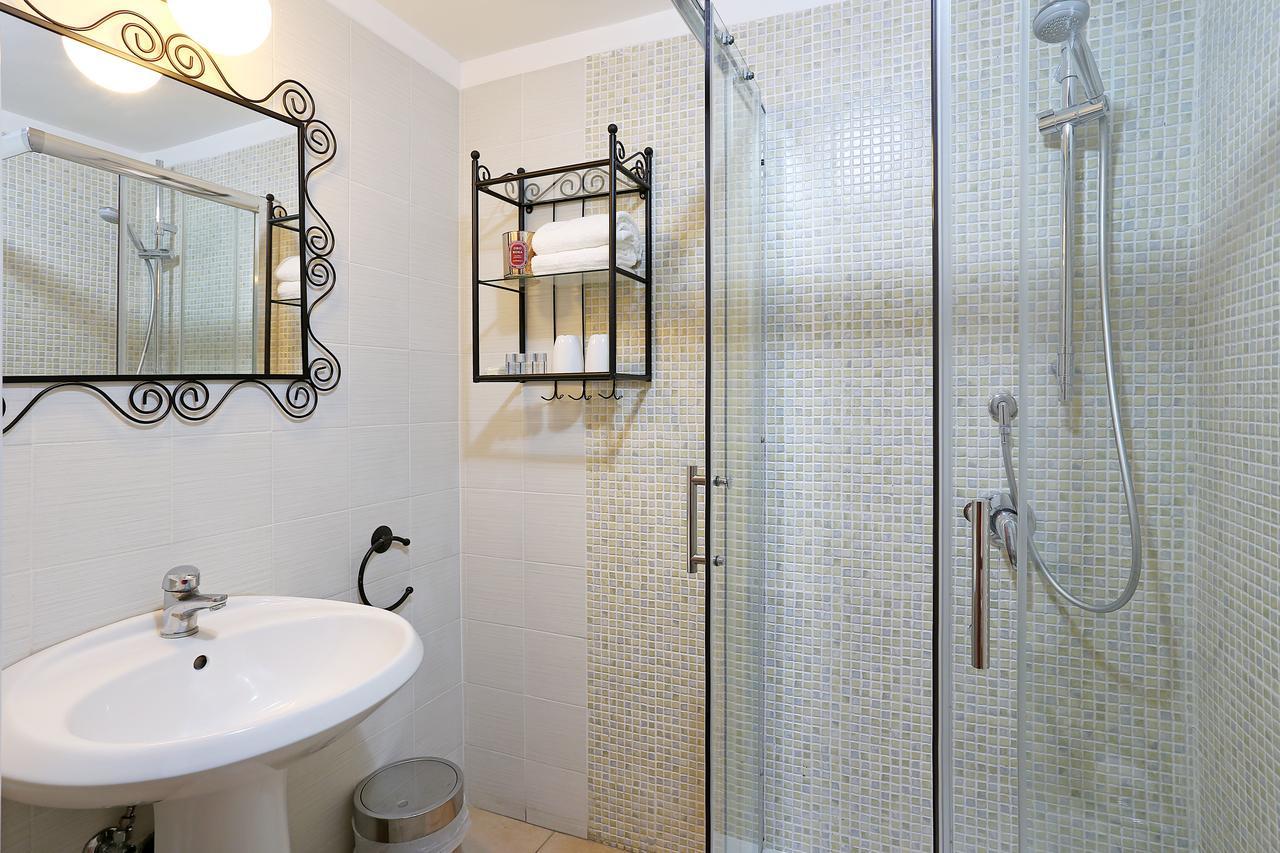 Suite com 2 Quartos