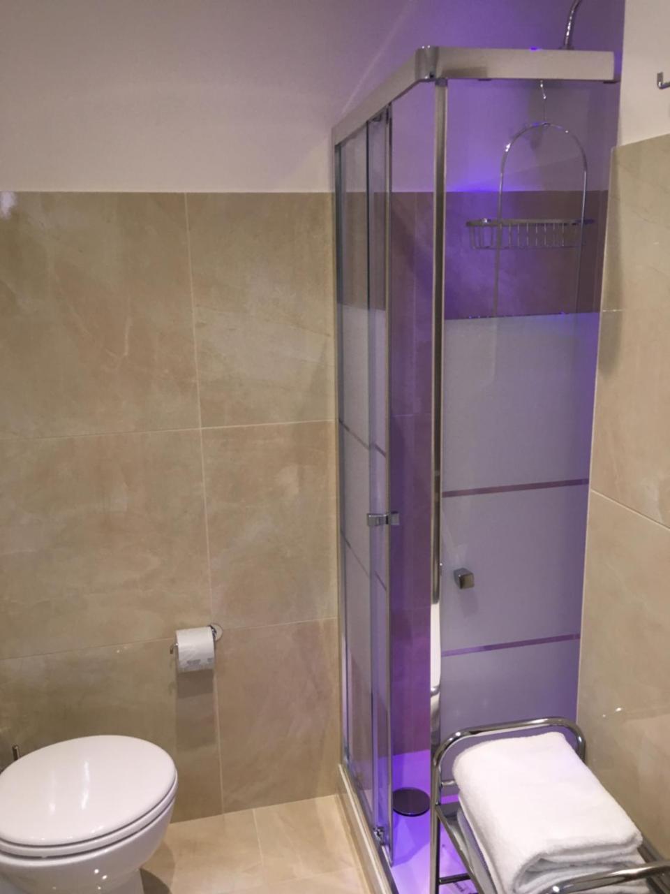 Habitación Doble Pequeña