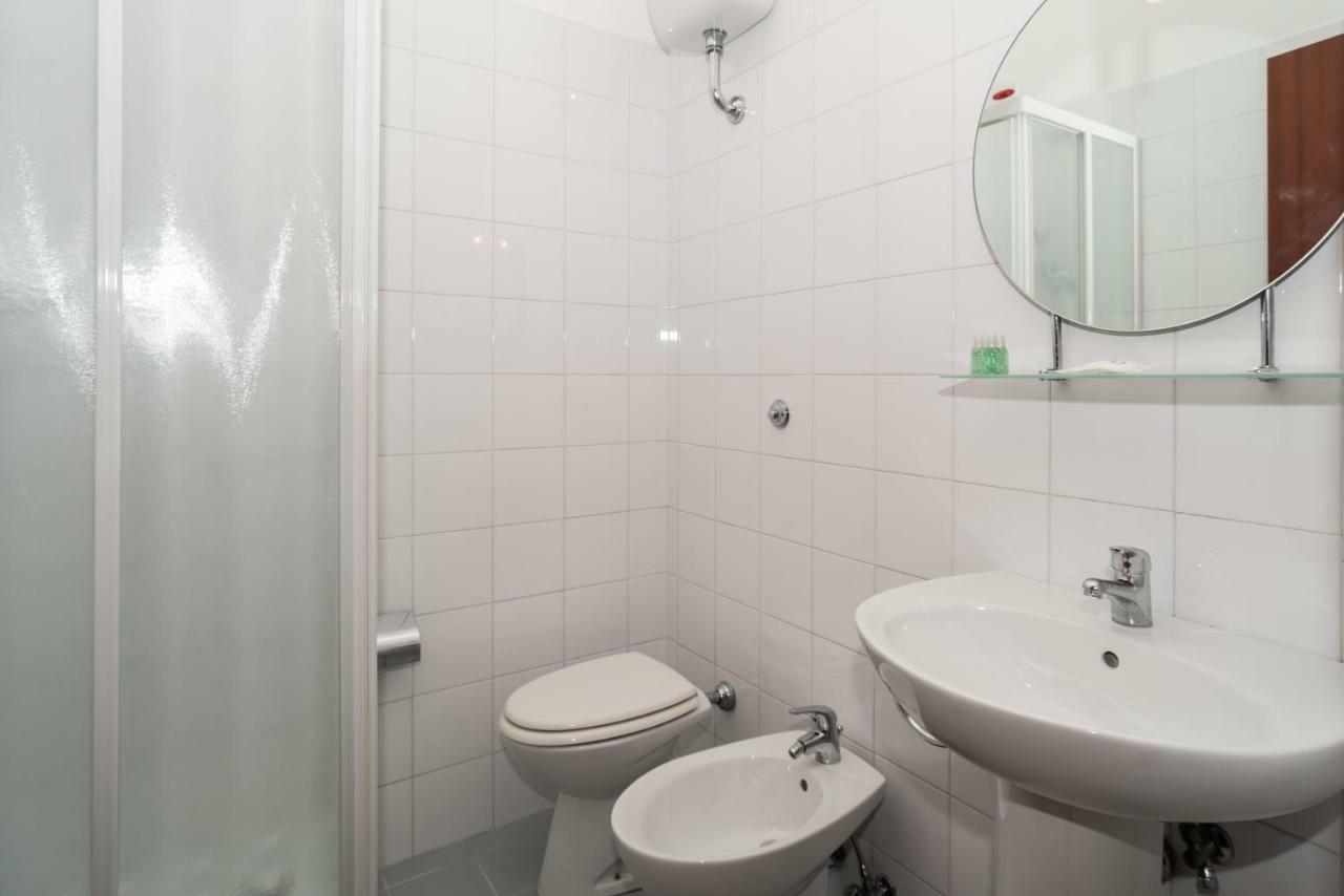 Quarto Triplo Standard