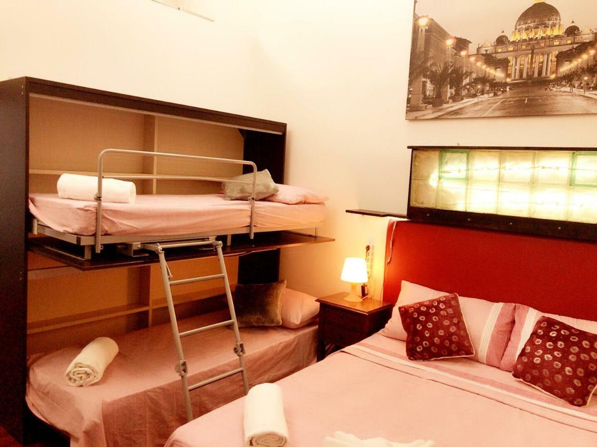 Quarto Quádruplo Conforto