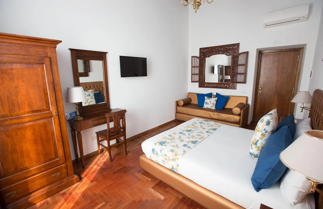 Ad2015 Guest House-1