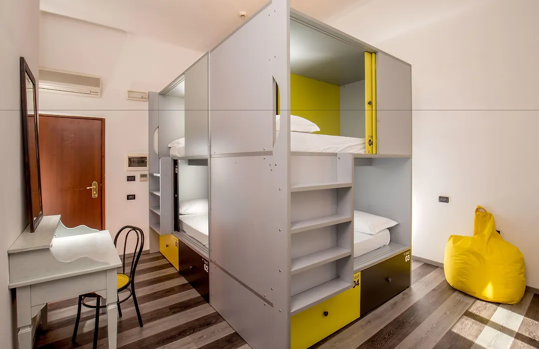 Free Hostels Roma-1