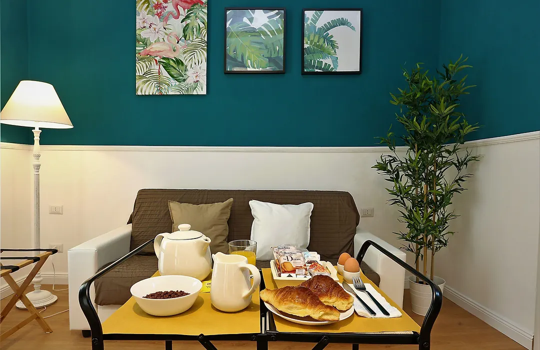 Romantica Guest House-1