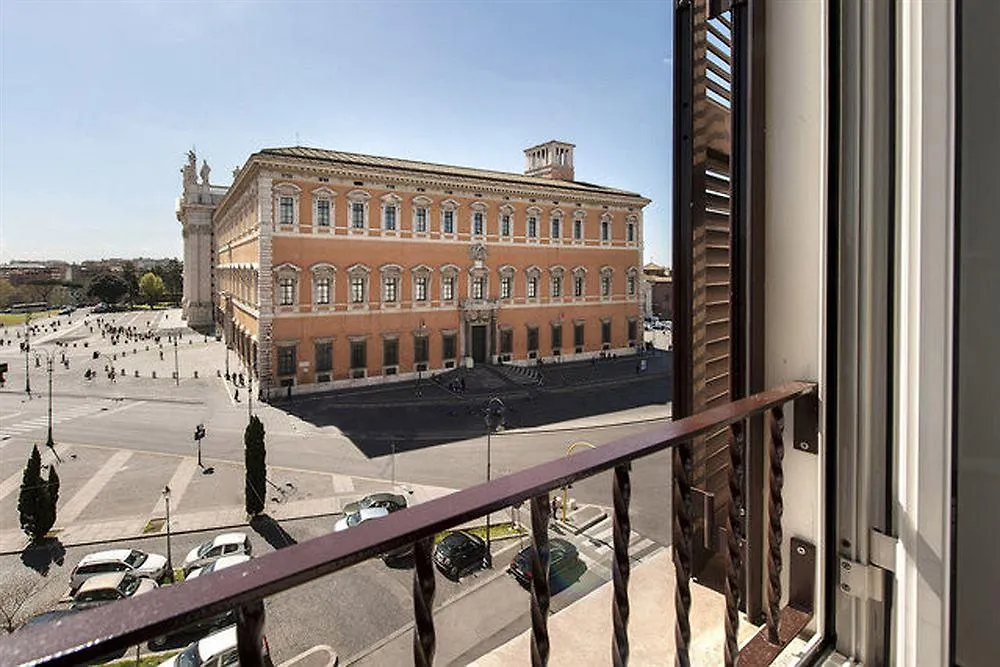 Laterani Suite-1