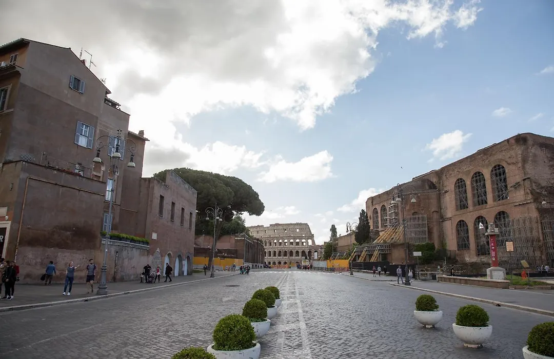 Caesar House Residenze Romane-1