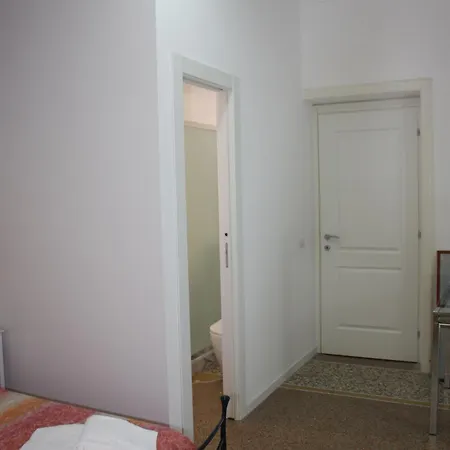 Holidays In Rome - Guesthouse-3