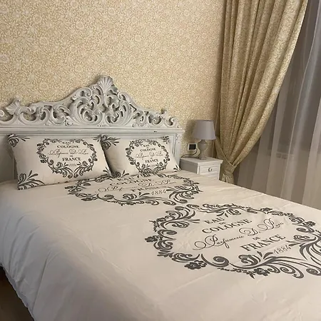 Bed And Breakfast 30-3