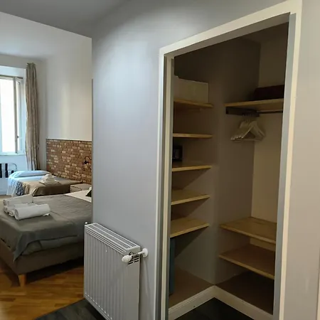Trevi Contemporary Suite-3