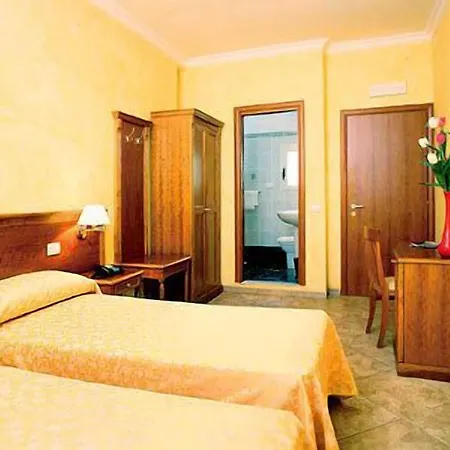 Hotel Kriss-2