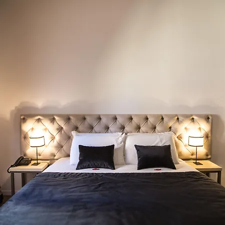 Chic & Town Luxury Rooms Piazza Di Spagna-3