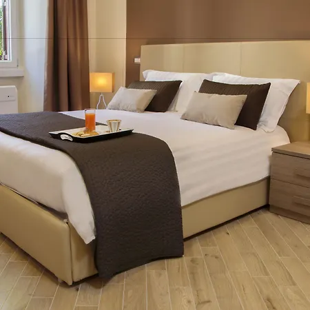Colonna Luxury Suites-2