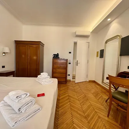 St. Peter' Six Rooms & Suites-3