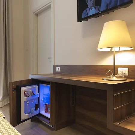 Navona Luxury Guesthouse-2