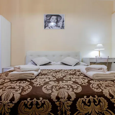 Flower Guesthouse-3